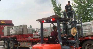 中山 黄金麻冰裂纹，地铺石装车