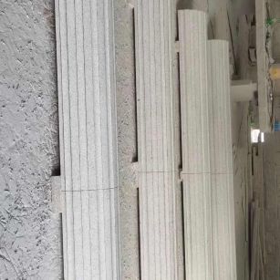 中山 花岗岩厂家带你看白麻花岗岩门楼大柱柱皮