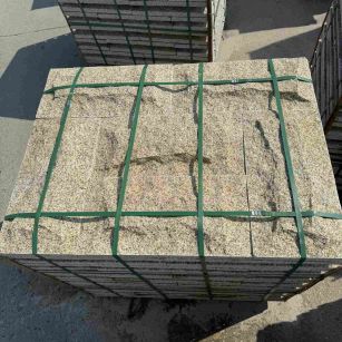 中山 黄金麻花岗岩石材自然面蘑菇石成品