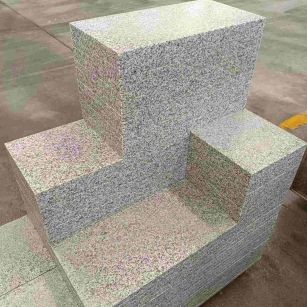 中山 白麻花岗岩荔枝面地铺石