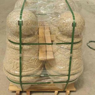 中山 黄金麻异形定制雕花——棒棒糖挡车柱