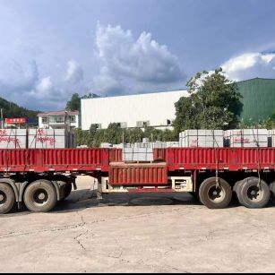 中山 芝麻灰花岗岩地铺石出货日常