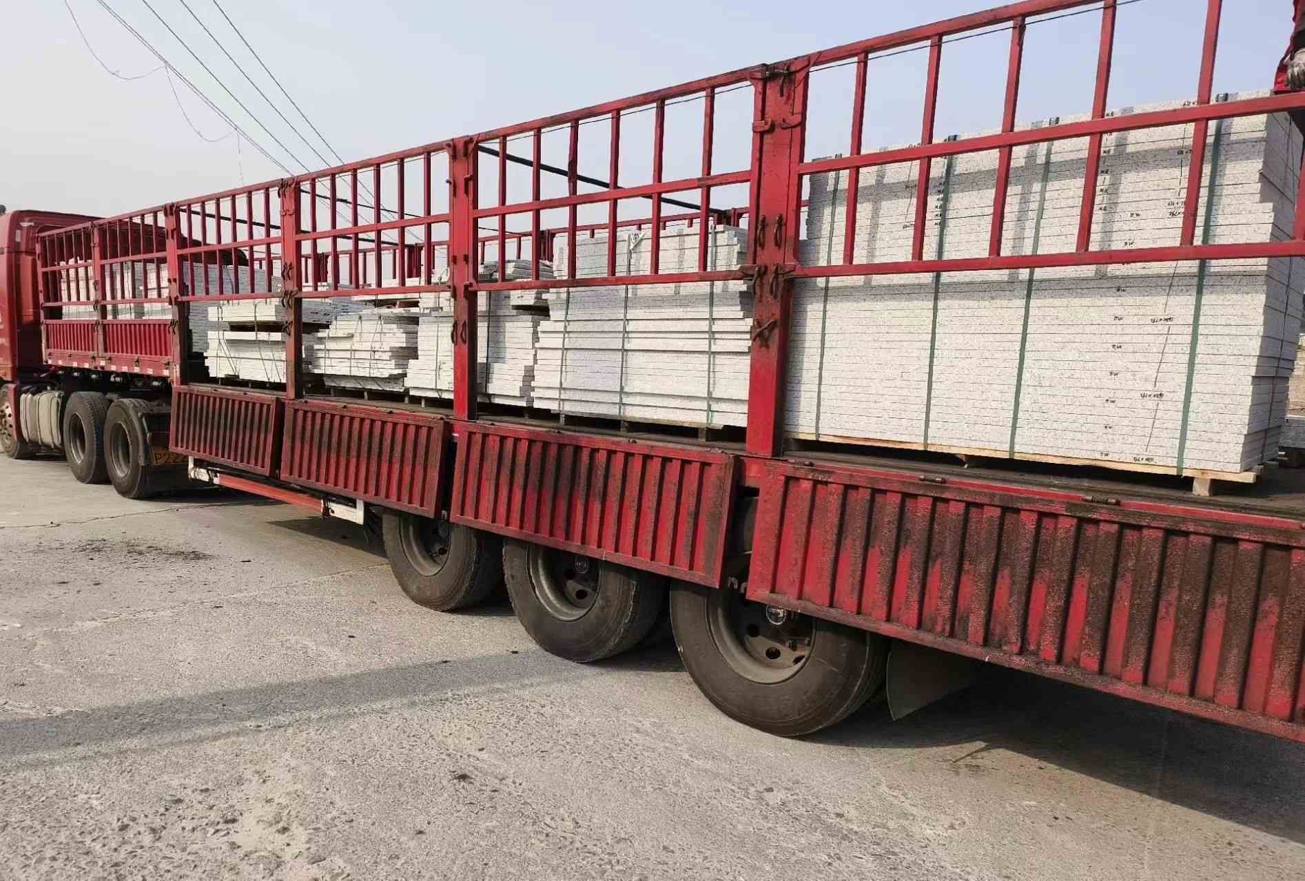 中山 白麻荔枝面外墙干挂，工厂装车日常