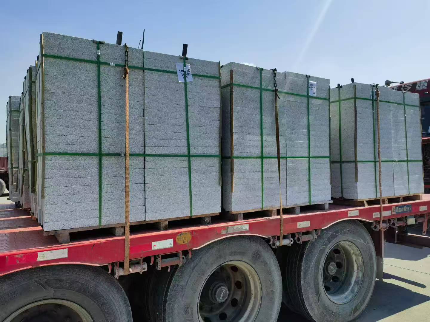 中山芝麻白花岗岩出货日常地铺石