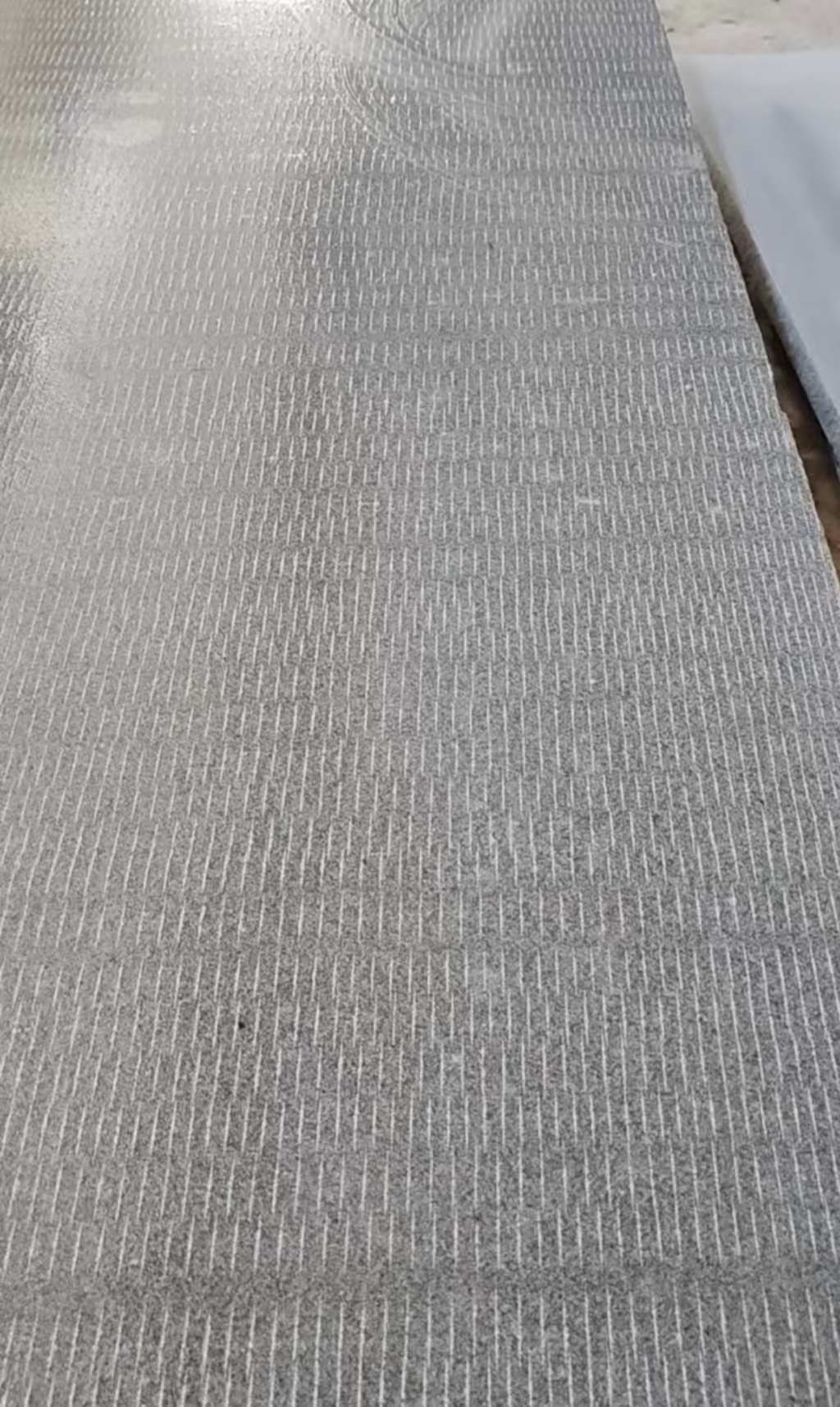 中山 芝麻灰花岗岩斧剁面，刀斩面