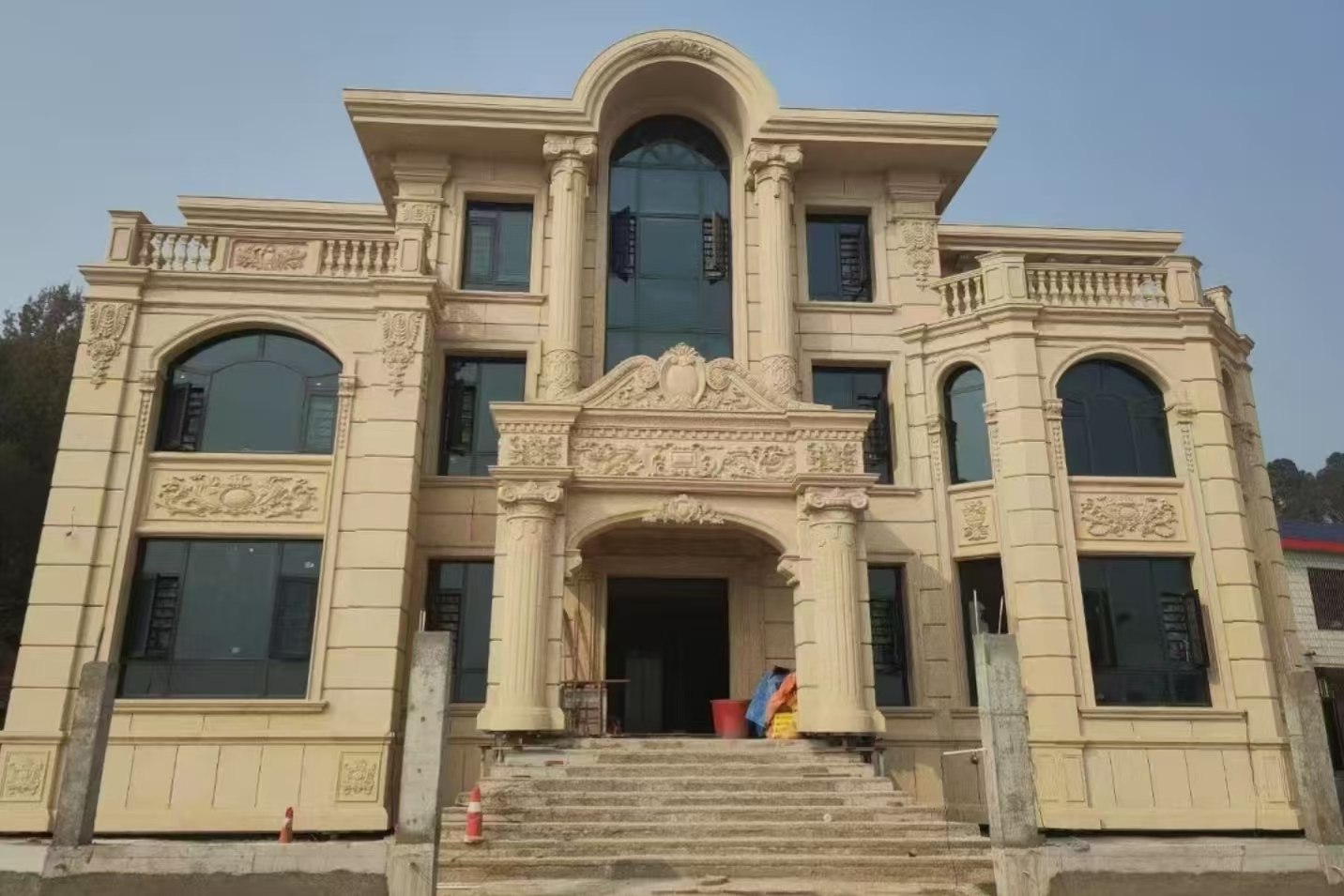 中山 黄金麻花岗岩别墅外墙干挂