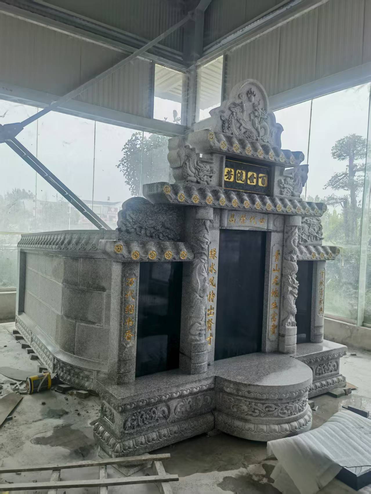 中山 芝麻白墓碑效果展示图