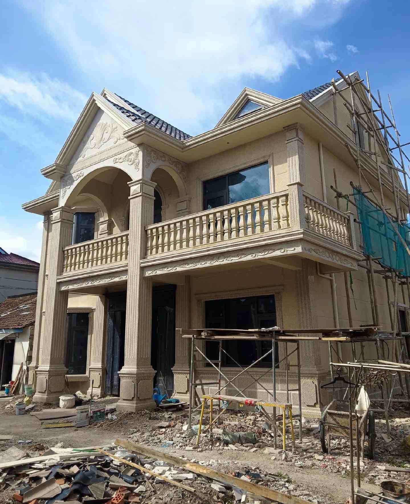 中山 黄金麻花岗岩石材私人别墅雕花门楼柱阳台栏杆