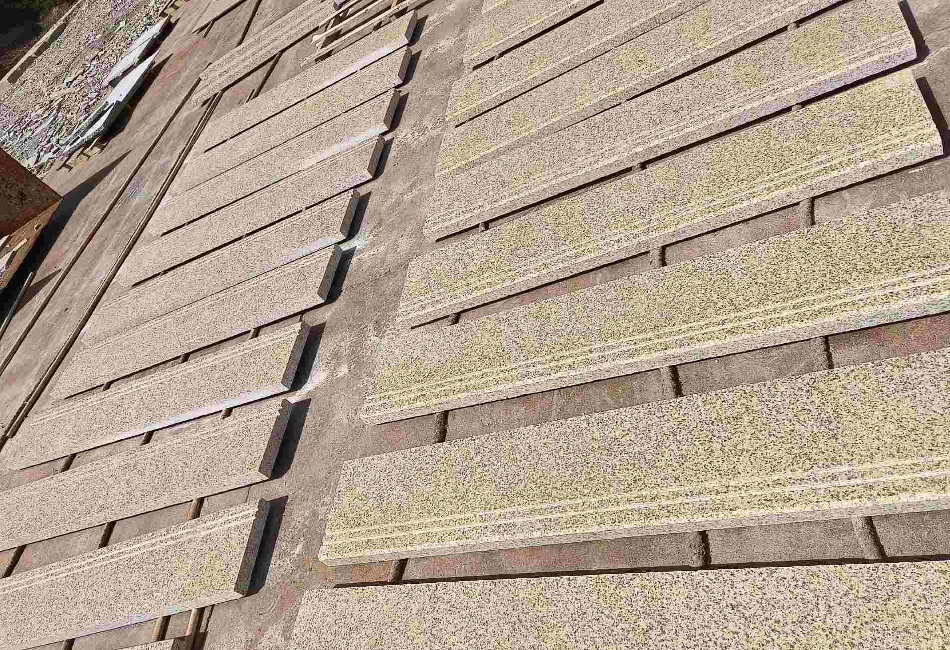 中山 黄金麻花岗岩光面楼梯踏步