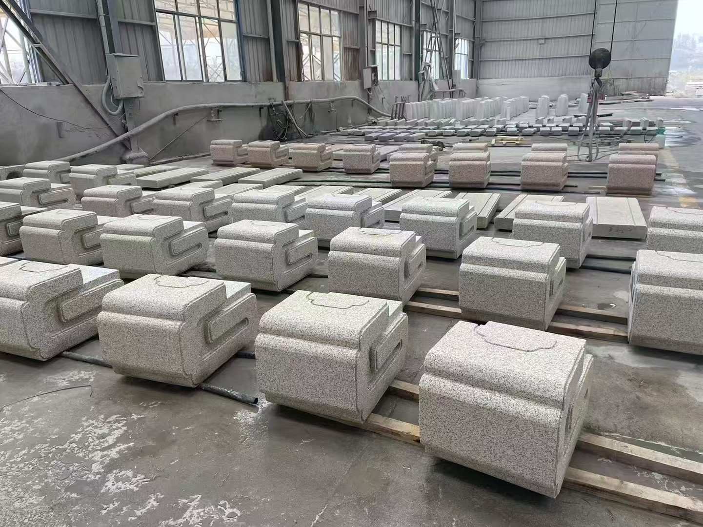 中山 白麻花岗岩异形加工-石凳，坐凳