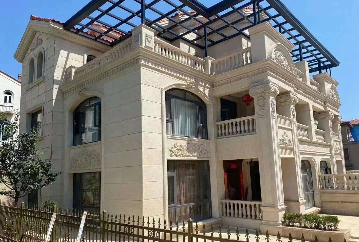 中山 黄金麻花岗岩荔枝面别墅外墙干挂